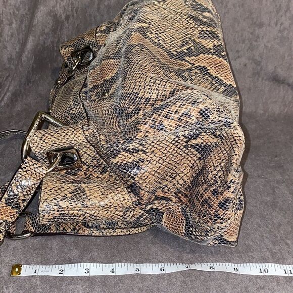 B Makowsky Brown Python Print Patent Leather Shoulder Bag - Picture 6 of 10